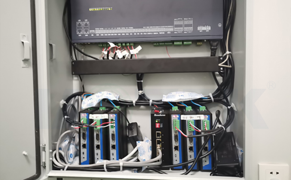 光伏發(fā)電數(shù)據傳輸設備工業(yè)交換機.jpg